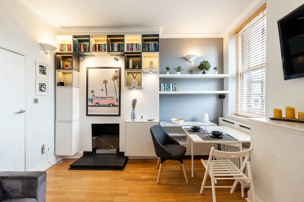 Flat 2, 137 Earls Court Road, London, photo 4
