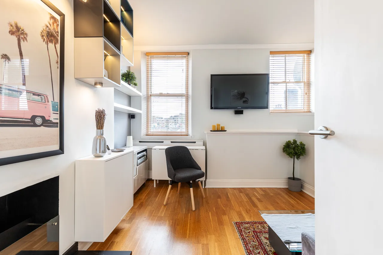 Flat 2, 137 Earls Court Road, London, photo 5
