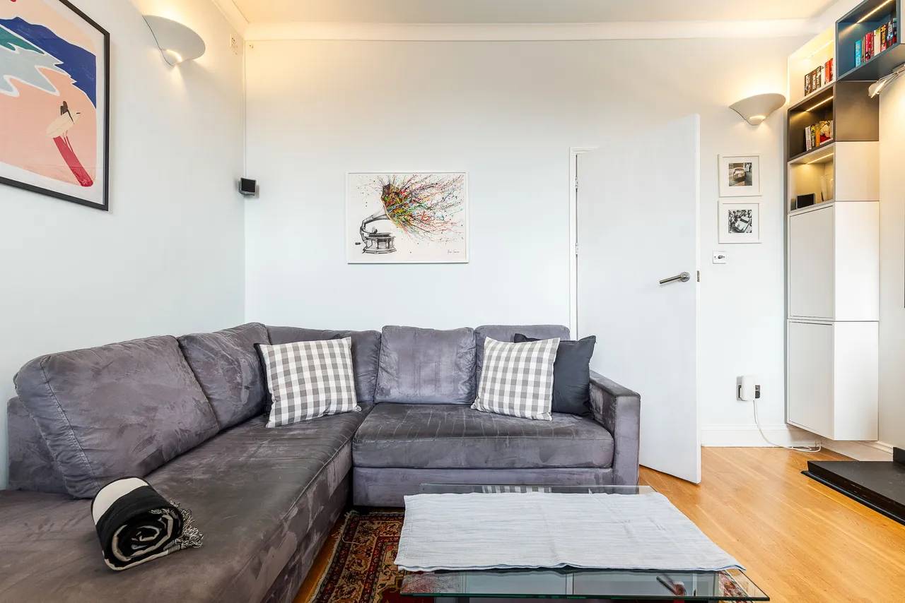Flat 2, 137 Earls Court Road, London, photo 7