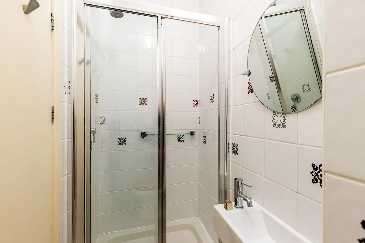 Flat 2, 137 Earls Court Road, London, photo 6