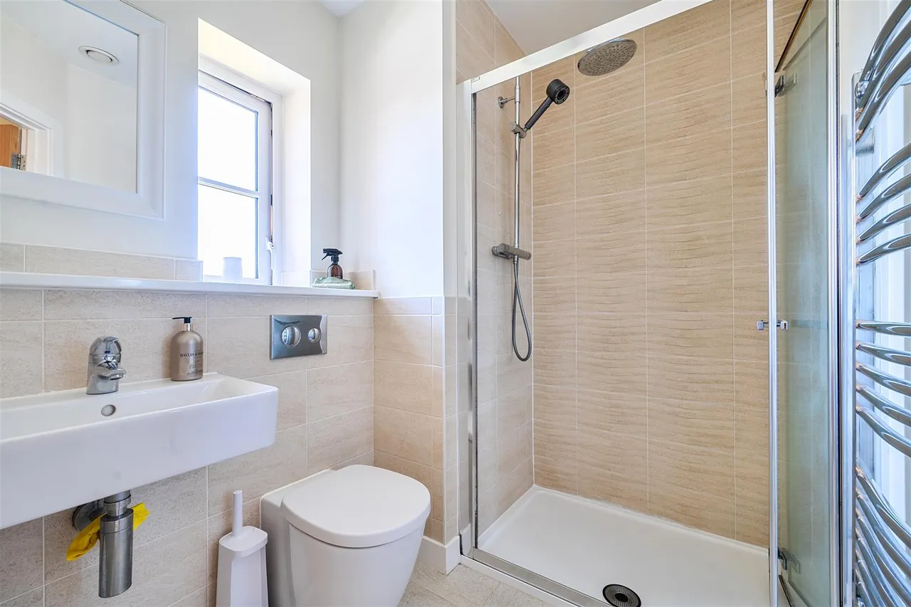 Jellicoe Drive, Sarisbury Green, photo 9