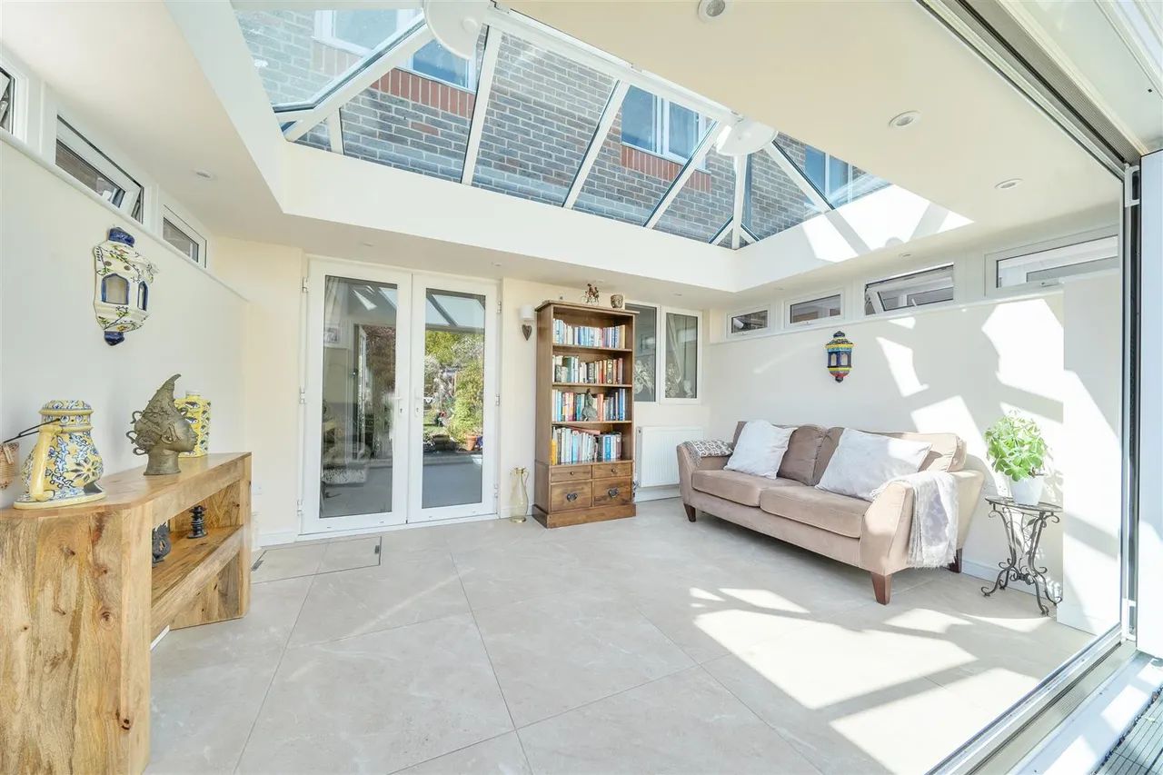 Jellicoe Drive, Sarisbury Green, photo 7