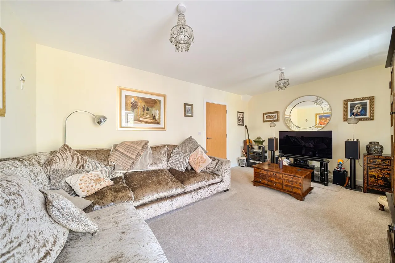 Jellicoe Drive, Sarisbury Green, photo 6