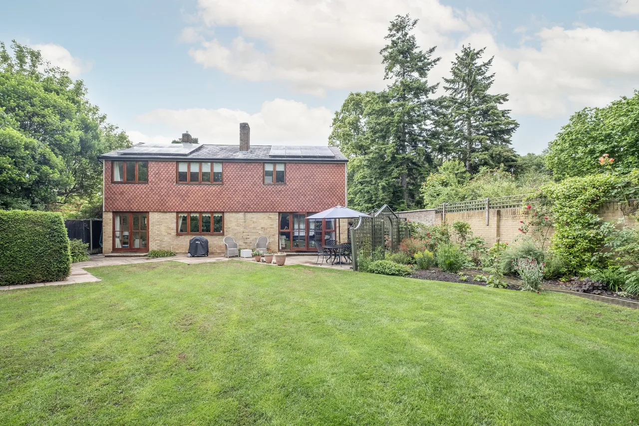 Ham Farm Road, Richmond, TW10, photo 3
