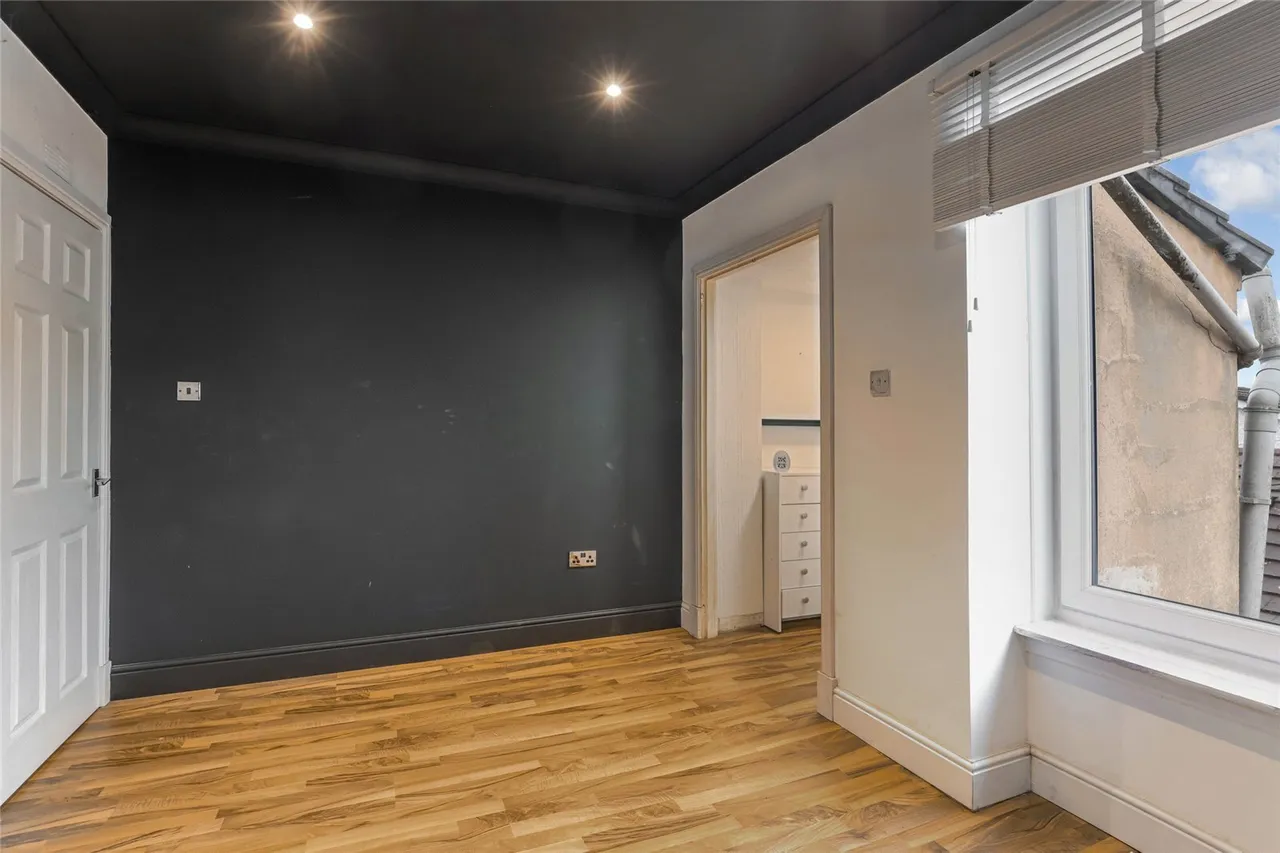 Bell Street, Airdrie, ML6, photo 15