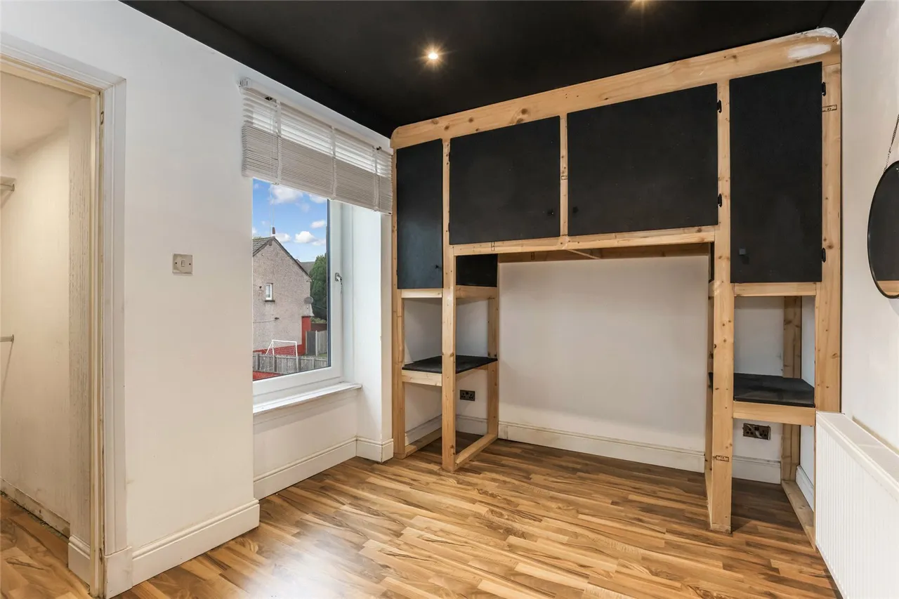 Bell Street, Airdrie, ML6, photo 14
