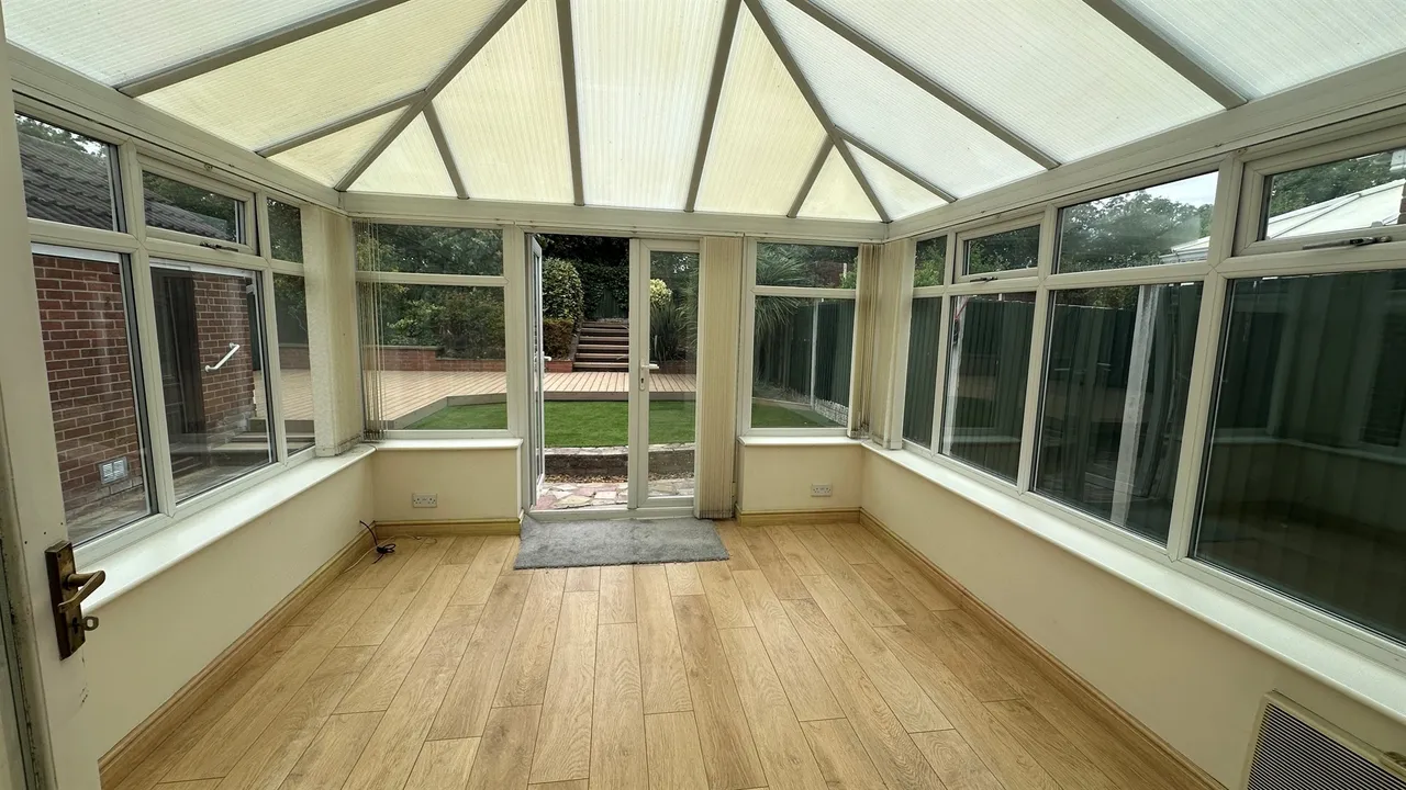 Woburn Close, Balby, Doncaster, photo 3