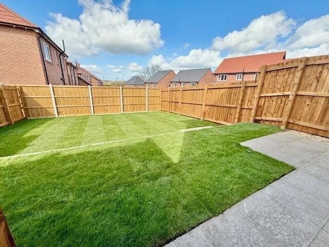 Hurcomb Way, CW1, photo 15