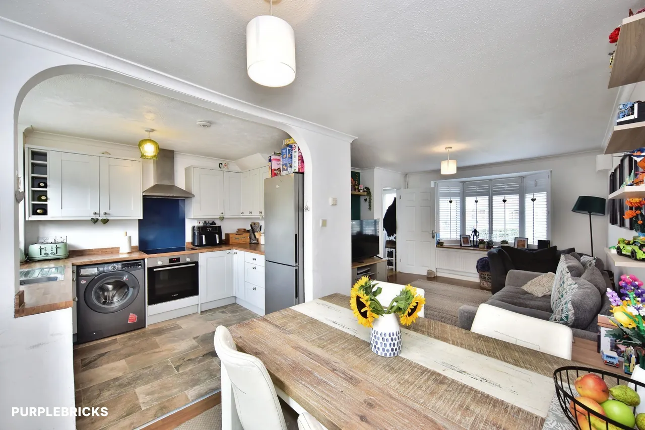 Odiham Drive, Maidstone, ME16, photo 3