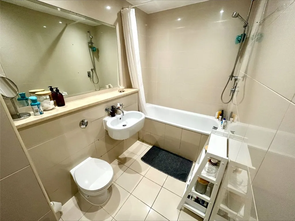Tweedy Road, Bromley, photo 10