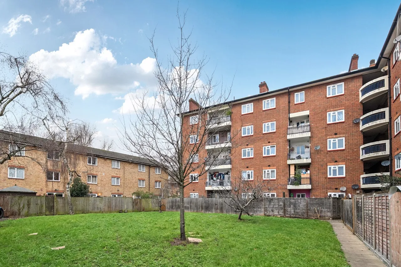 Wesley Close, SE17, photo 15