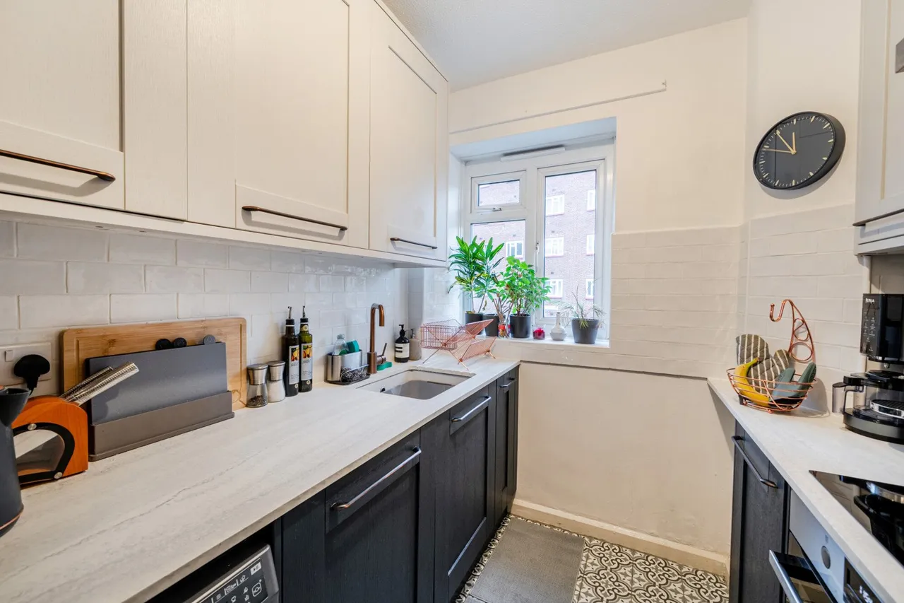 Wesley Close, SE17, photo 13
