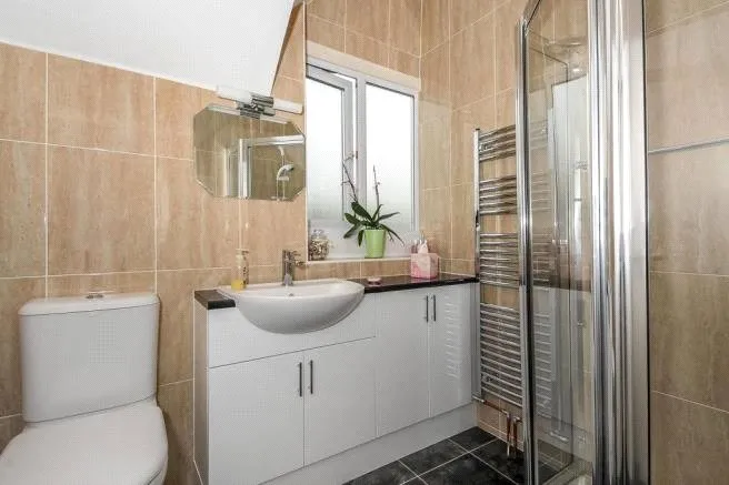 Sandhills Lane, Virginia Water, GU25, photo 10