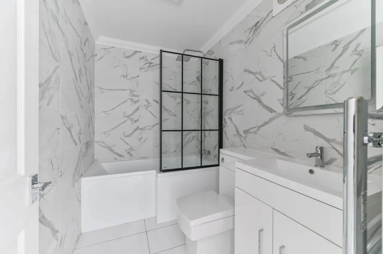 Cresswell Road, London, SE25, photo 10