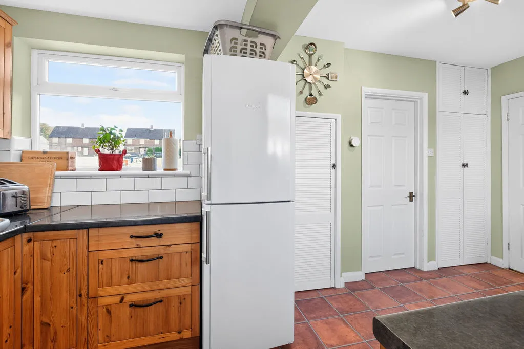 Newcastle Upon Tyne NE12 8DR, NE12, photo 6