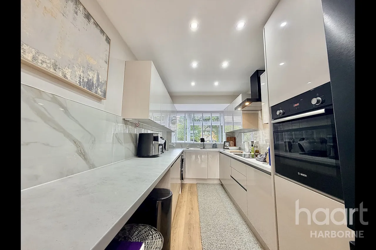 Tennal Road, B32, photo 5