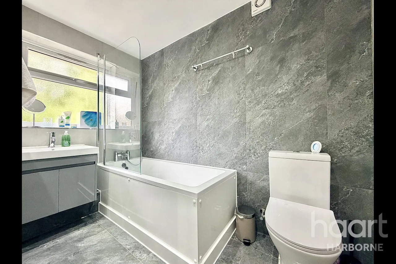 Tennal Road, B32, photo 10