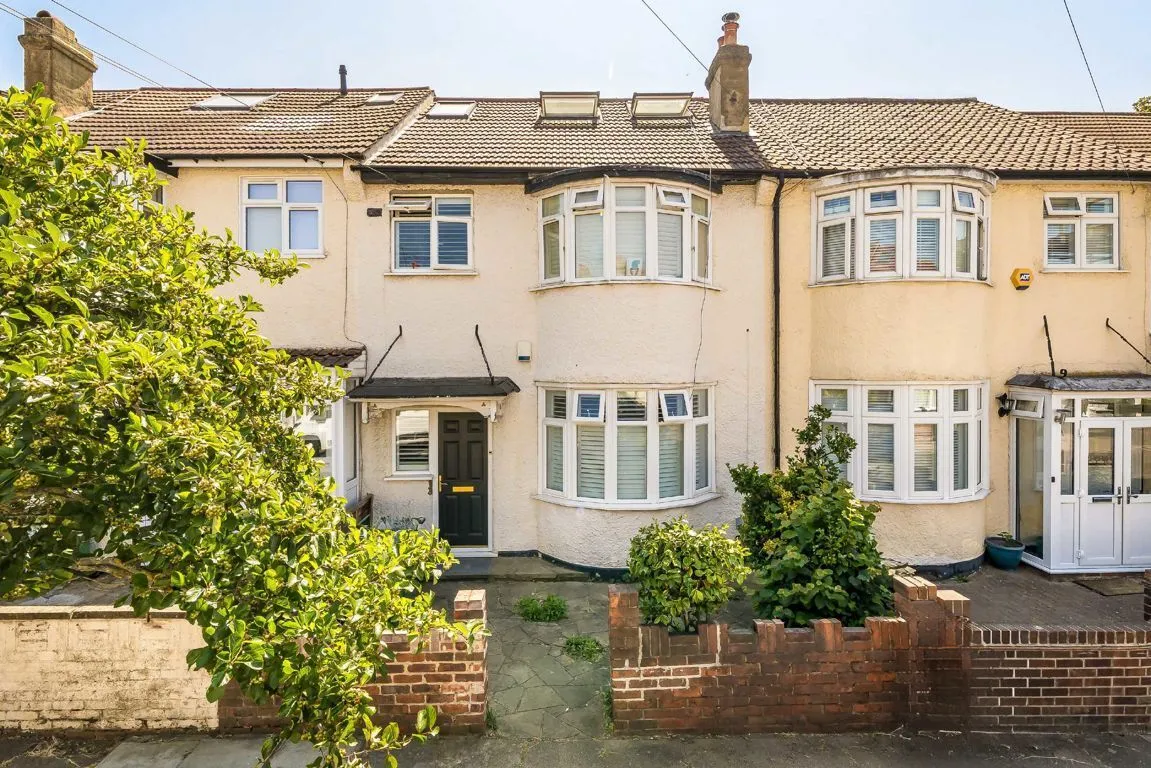 4 bed house for sale, Donnybrook Road, SW16