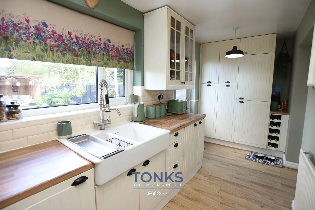 Jarvis Crescent, Oldbury, B69, photo 4