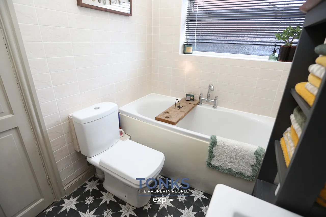 Jarvis Crescent, Oldbury, B69, photo 10