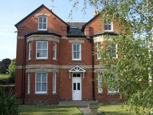 2 bed property for sale — Lower Town, Halberton, Tiverton, Devon, EX16