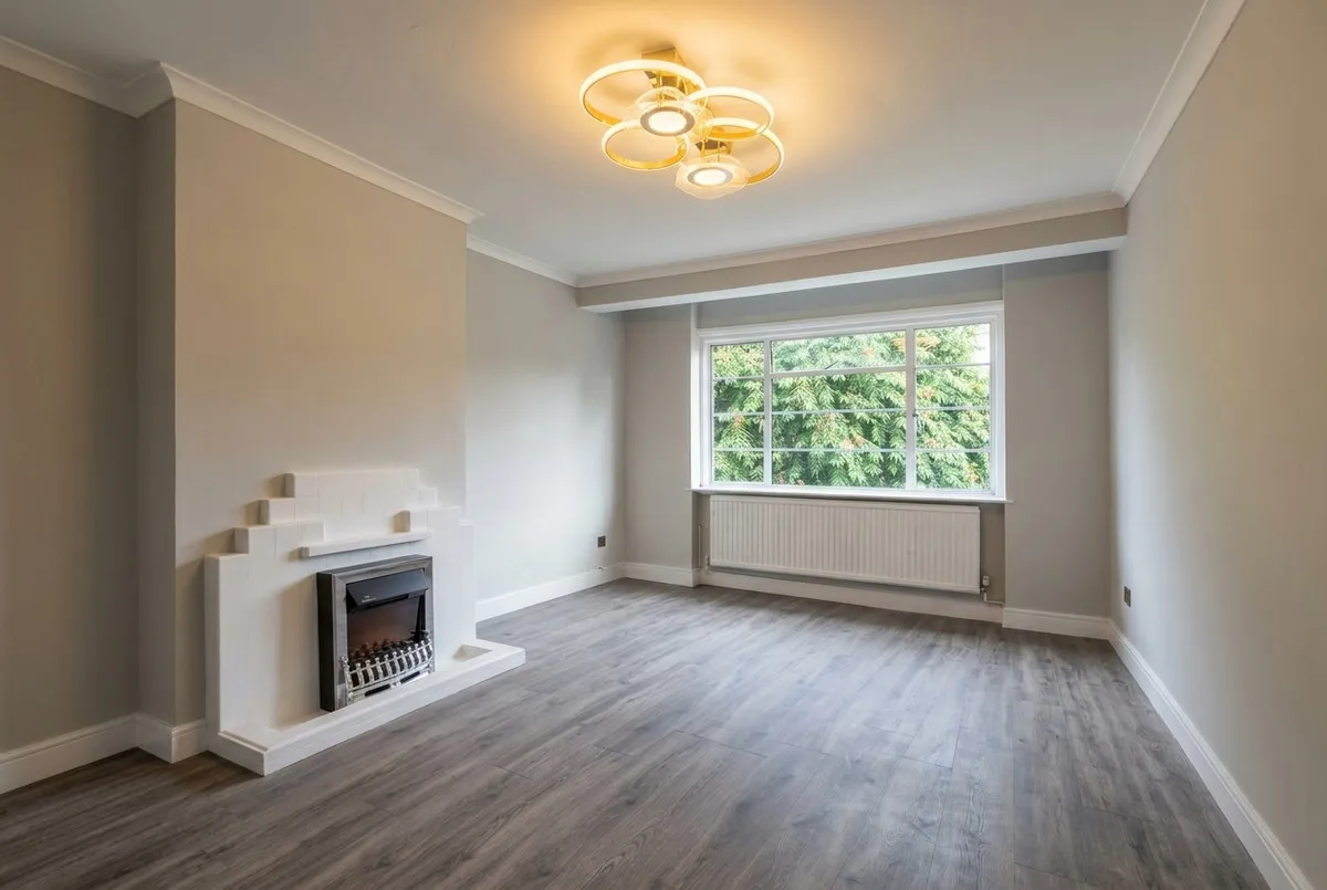 Conifers Close, Teddington, TW11, photo 5