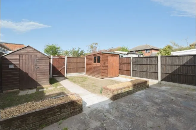 High Road, Benfleet, photo 8