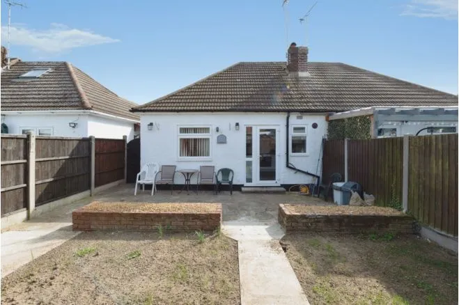 High Road, Benfleet, photo 9