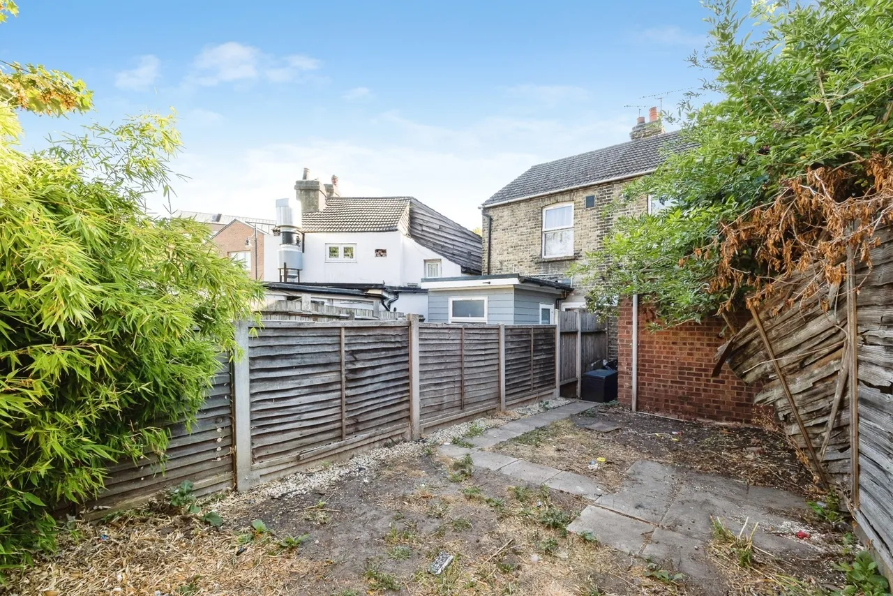 Broadway, Rainham, RM13, photo 19