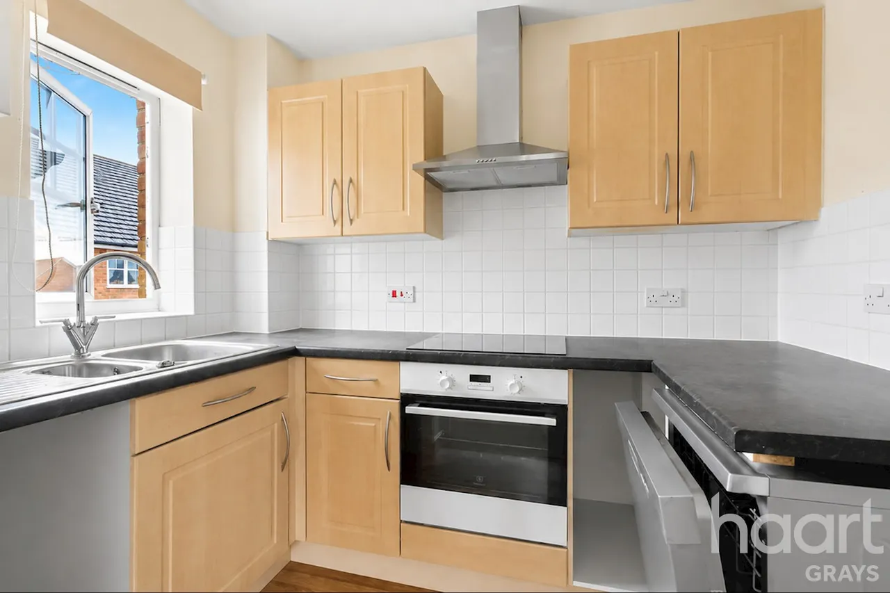 Caspian Way, Purfleet, RM19, photo 4