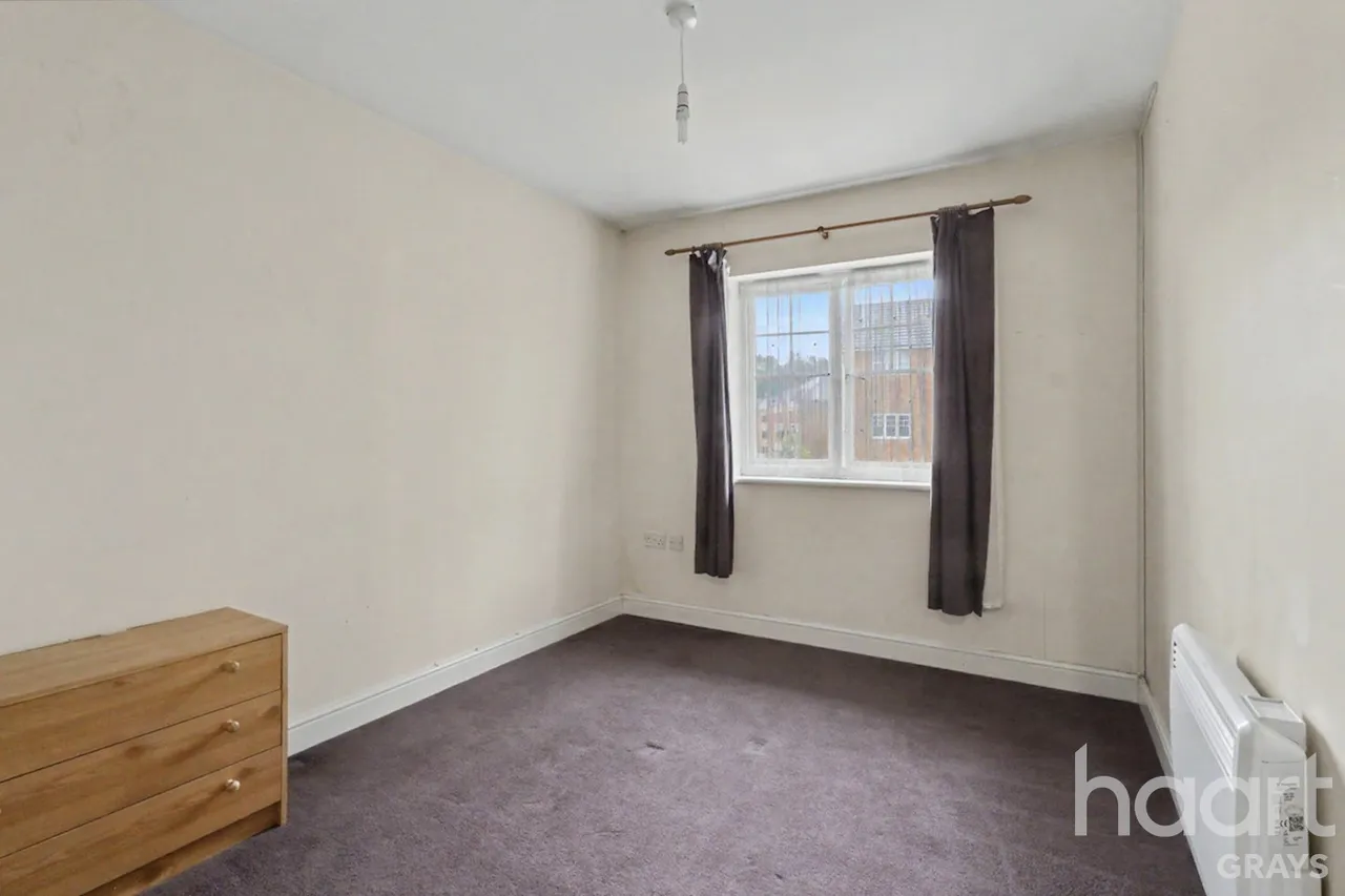 Caspian Way, Purfleet, RM19, photo 6
