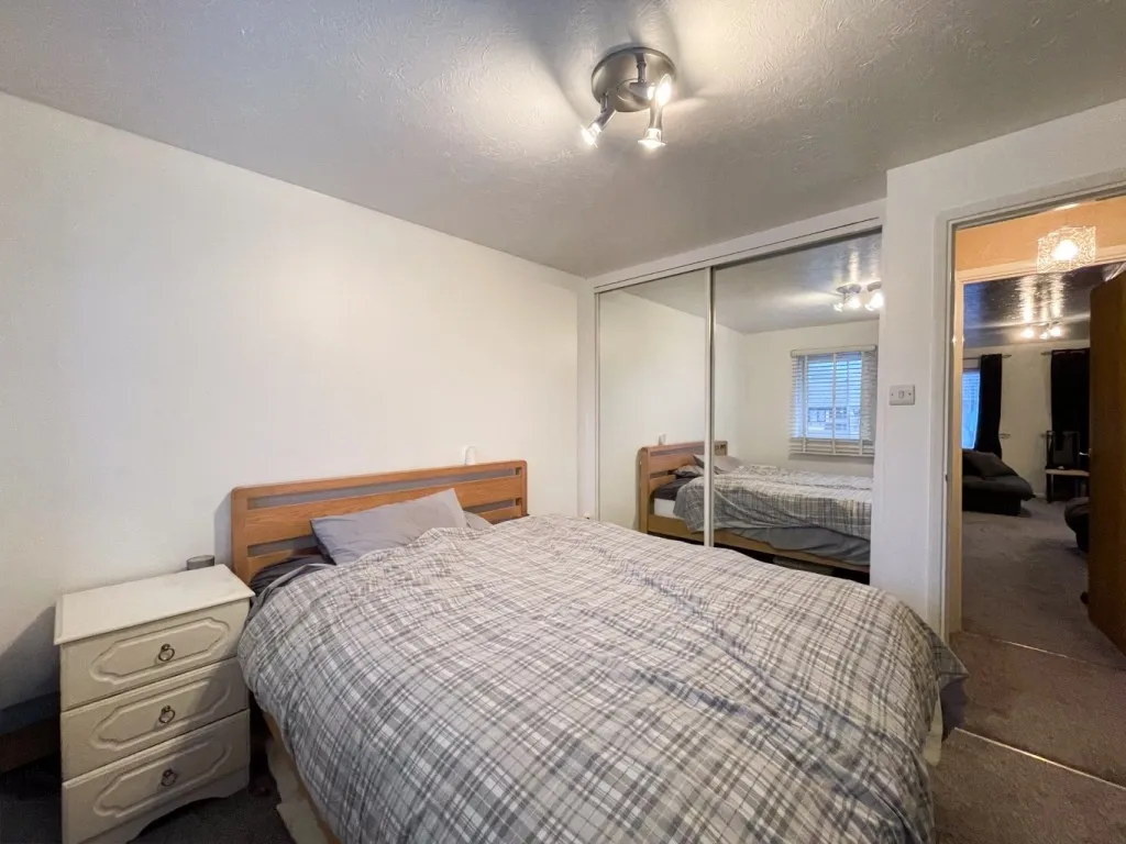 Maypole Road, Gravesend, DA12, photo 3