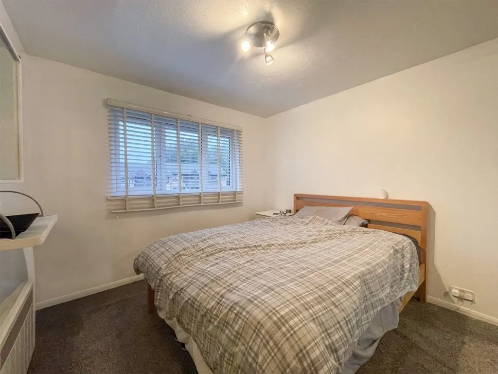Maypole Road, Gravesend, DA12, photo 6