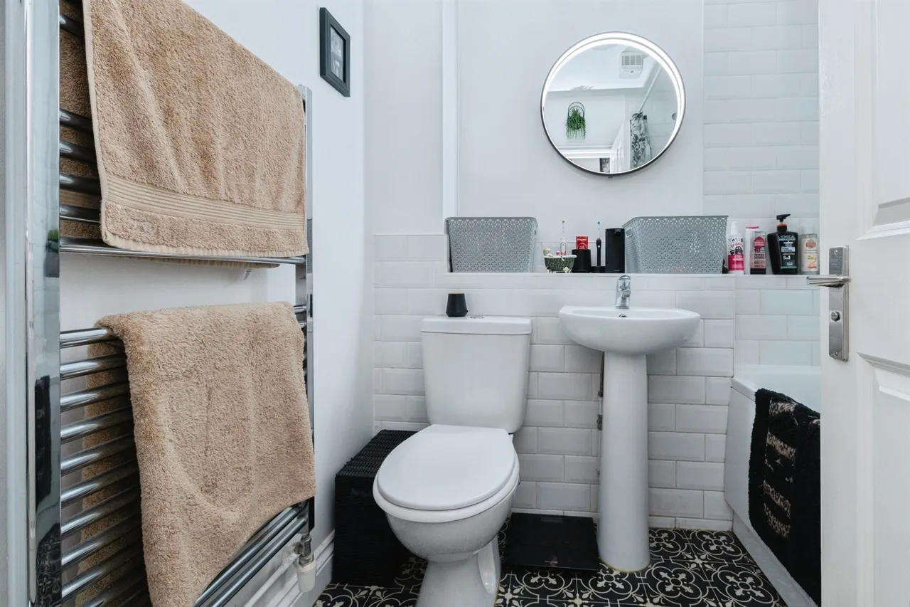 Riverside Place, Fordingbridge, SP6, photo 6