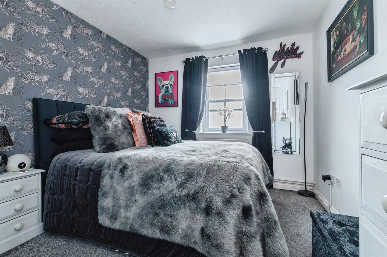 Riverside Place, Fordingbridge, SP6, photo 4