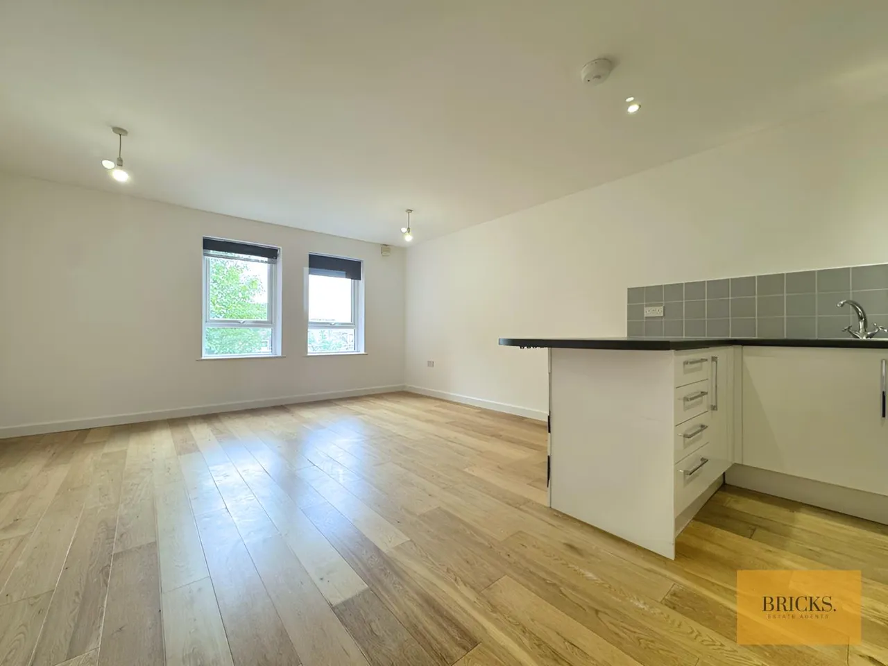 Rothesay Road, Luton, LU1 1QZ, photo 5