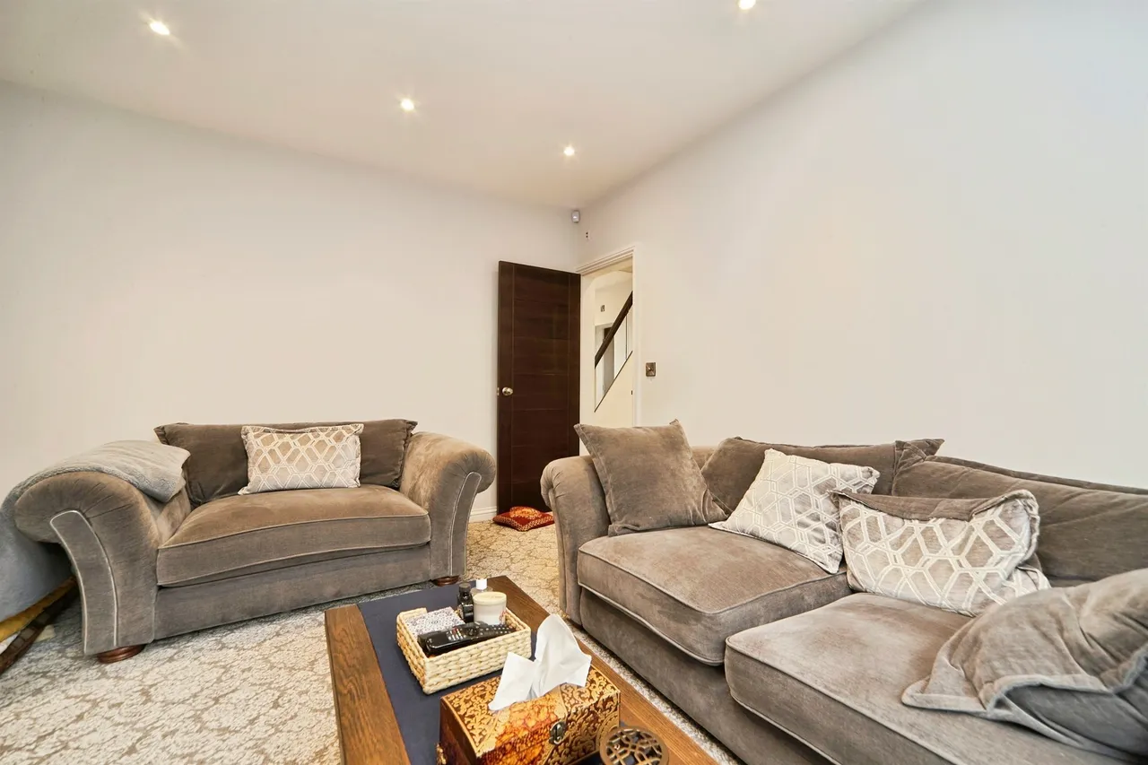 Granby Drive, Riddlesden, BD20, photo 8