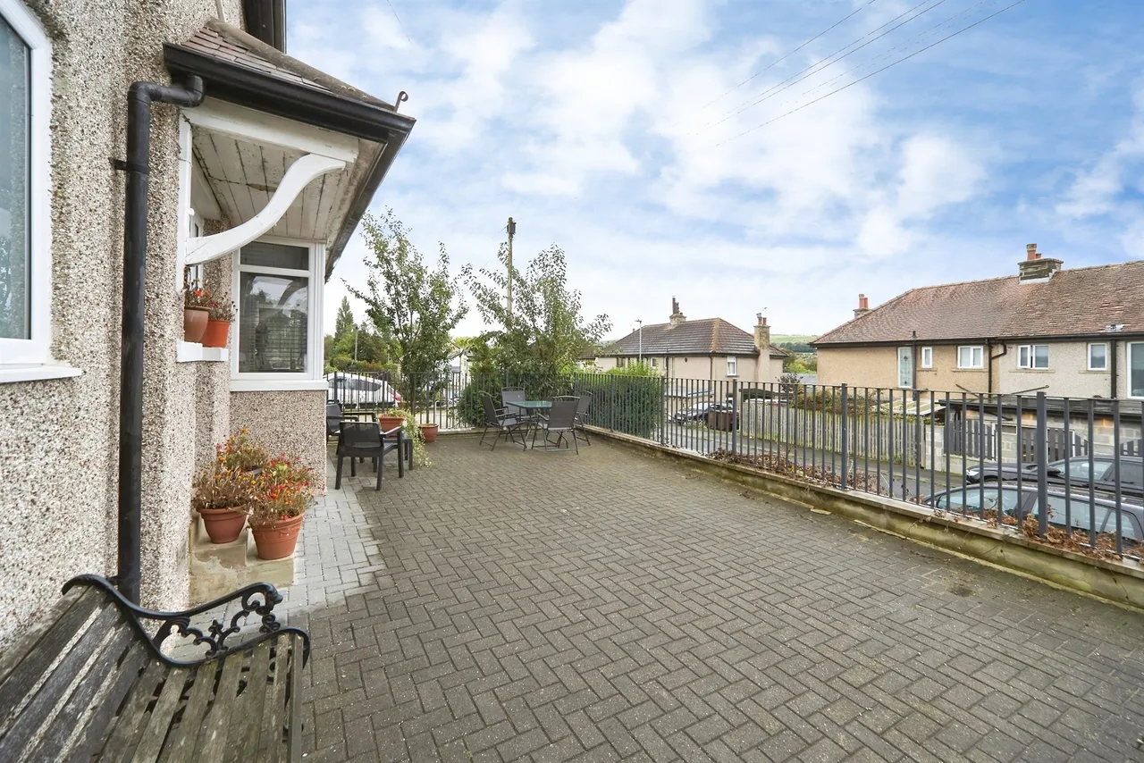 Granby Drive, Riddlesden, BD20, photo 3