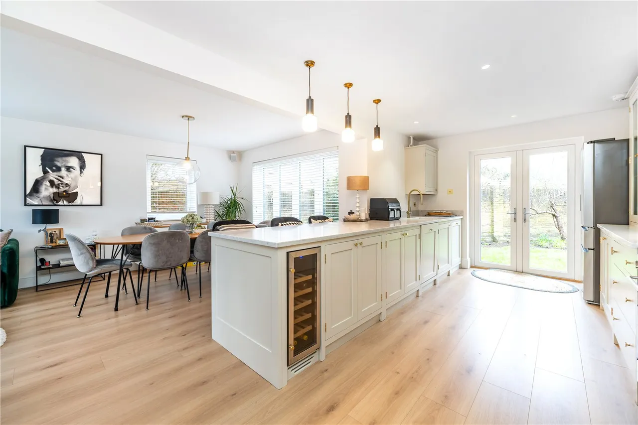 Broomfield, Sunbury, TW16 6SW, photo 5