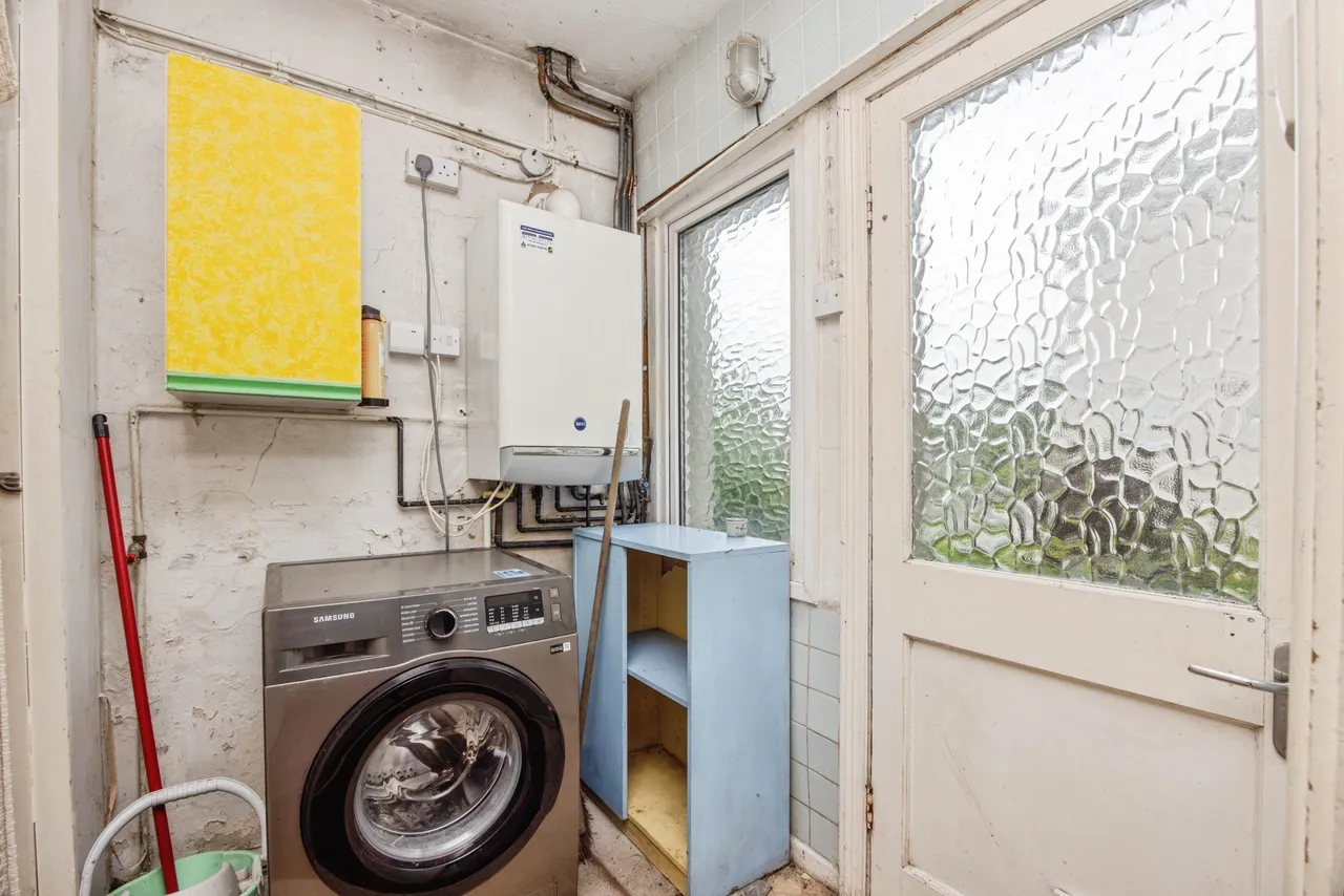 Kings Avenue, St. Austell, photo 10