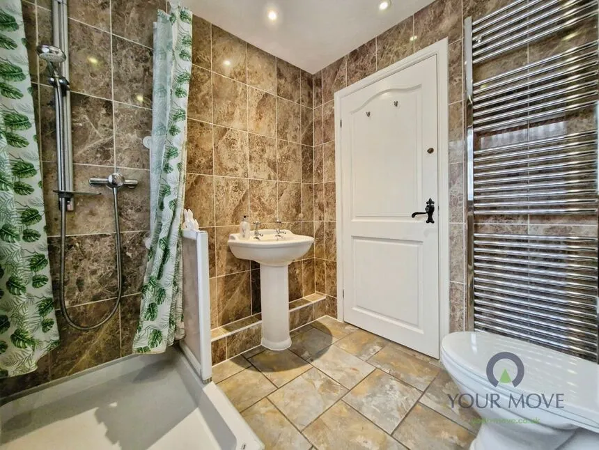 Heatherdale, Ibstock, LE67, photo 13