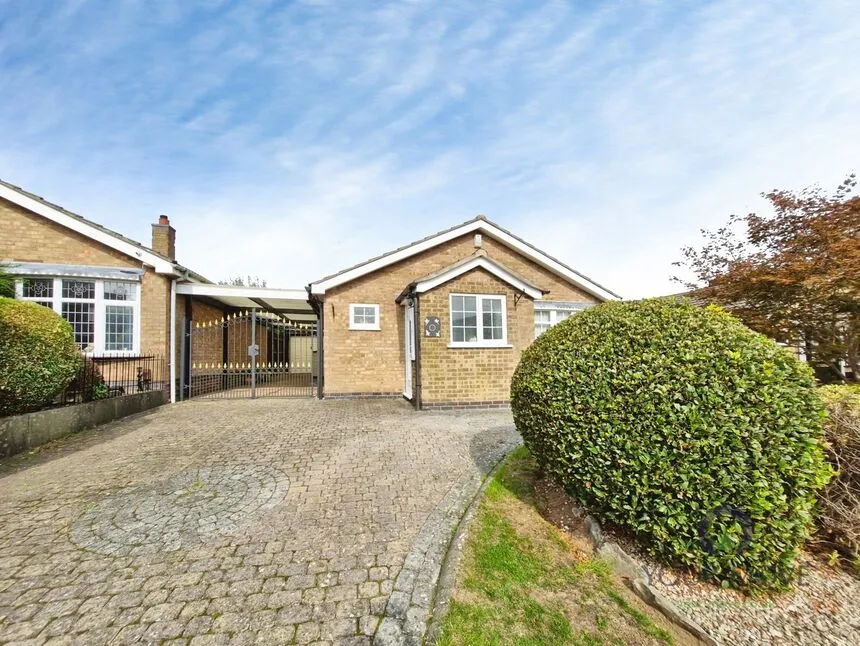3 bed house for sale, Heatherdale, Ibstock, LE67