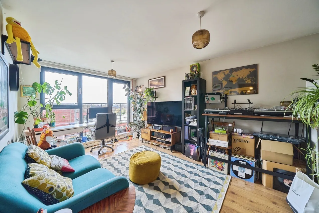 Luxembourg Mews, LONDON, London, E15, photo 3
