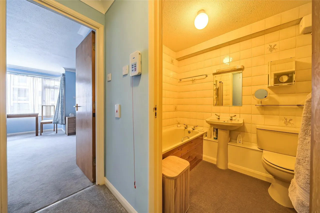 Homesdale Road, Bromley, BR2, photo 11