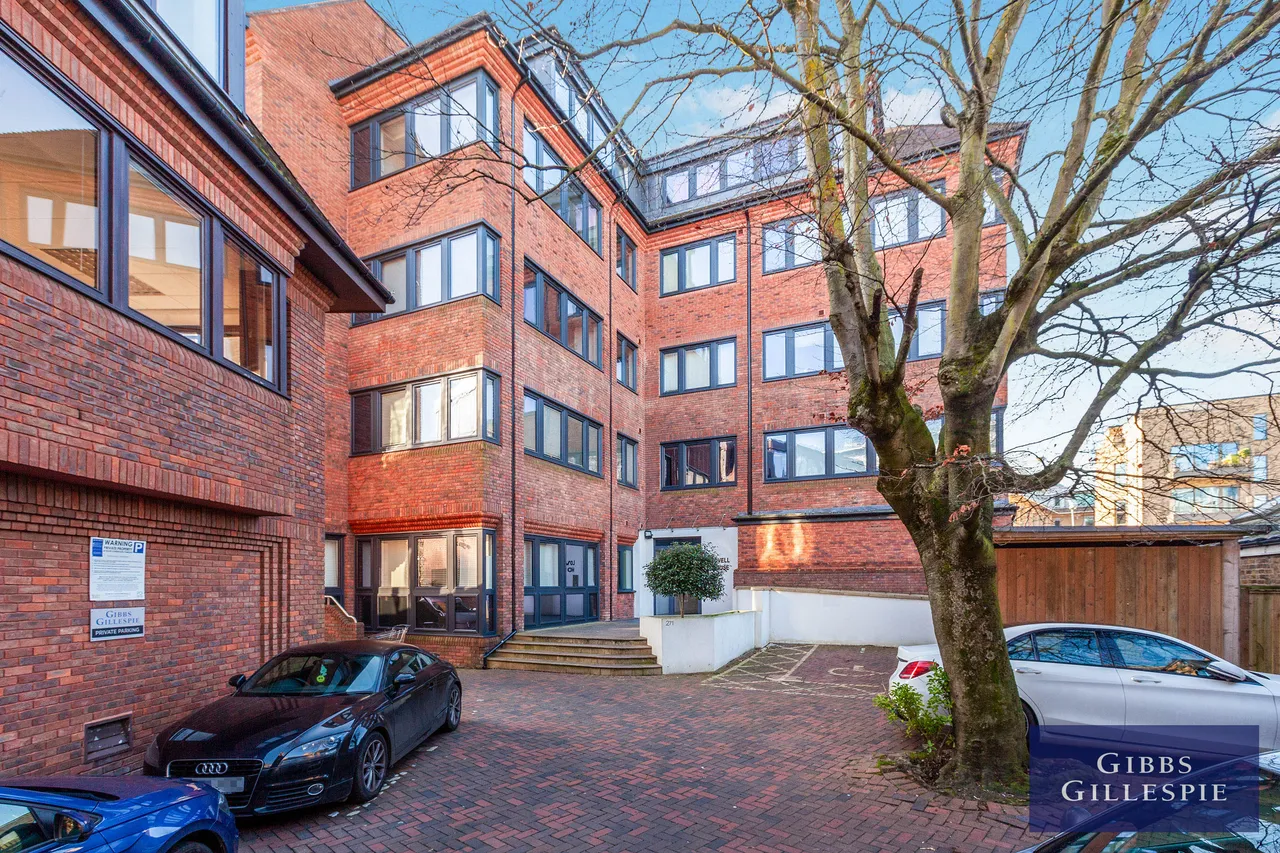 High Street, Uxbridge Fees Apply, UB8, photo 11