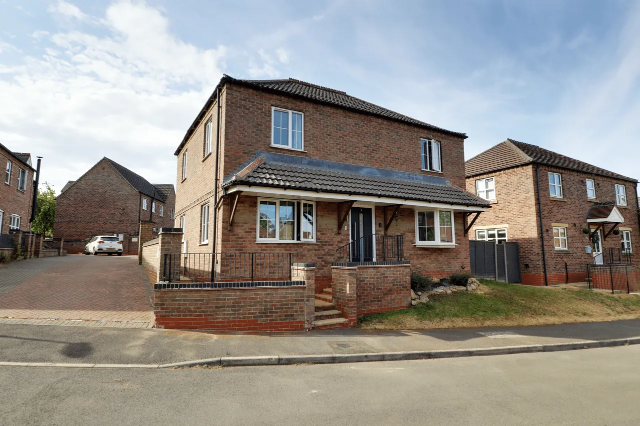 3 bed house for sale, Millstone Close, Kirton Lindsey, DN21