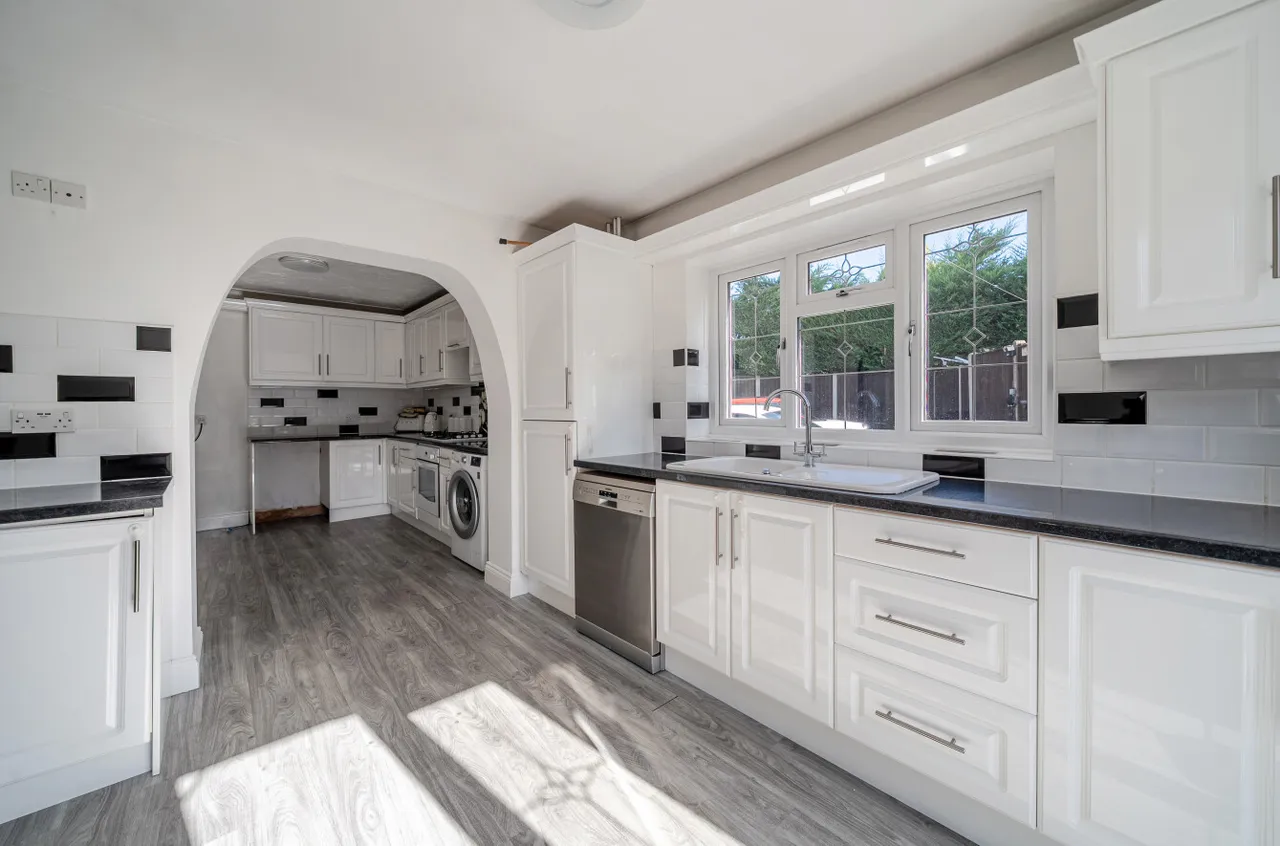 Winchester Road, Ash, GU12, photo 15