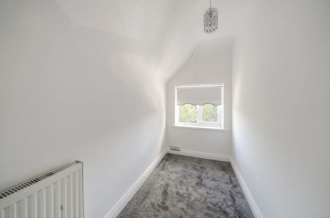 Winchester Road, Ash, GU12, photo 17