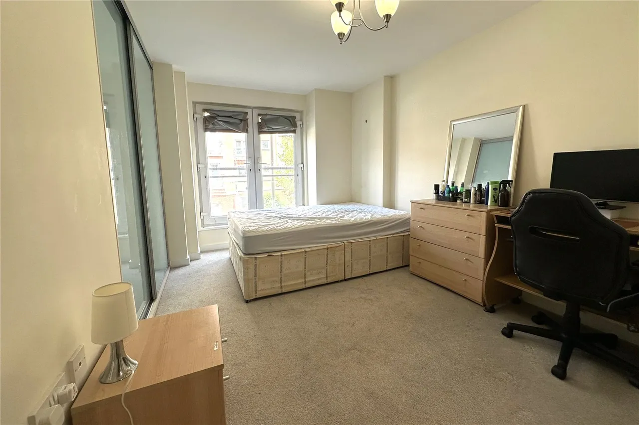 Winterthur Way, Basingstoke, Hampshire, RG21 7UQ, photo 2
