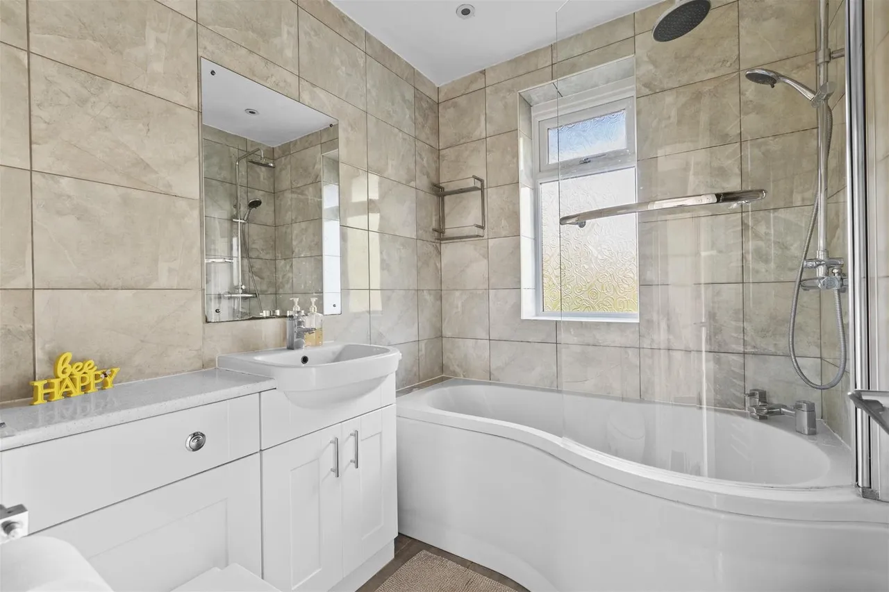 Micklefield Road, High Wycombe, HP13, photo 11